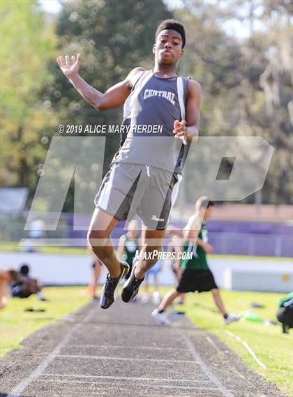 Thumbnail 3 in Hernando Invitational  photogallery.