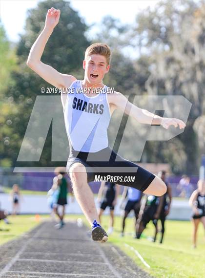 Thumbnail 1 in Hernando Invitational  photogallery.