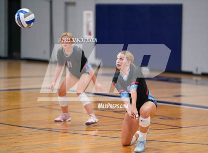Thumbnail 1 in JV: Arrowhead @ Kettle Moraine photogallery.