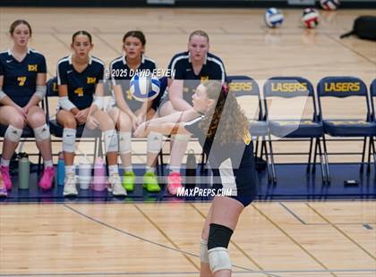 Thumbnail 3 in JV: Arrowhead @ Kettle Moraine photogallery.