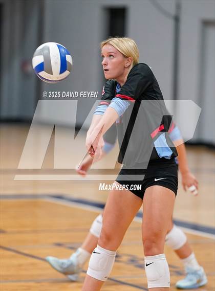 Thumbnail 1 in JV: Arrowhead @ Kettle Moraine photogallery.