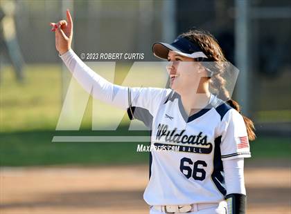 Thumbnail 3 in Canyon @ West Ranch photogallery.