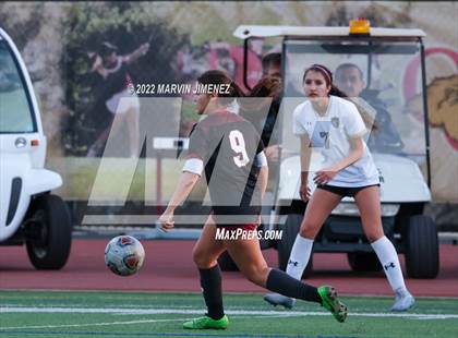 Thumbnail 1 in Oaks Christian vs. Citrus Valley photogallery.