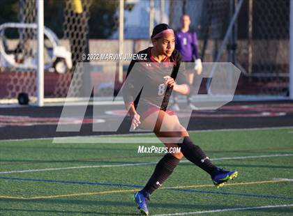 Thumbnail 2 in Oaks Christian vs. Citrus Valley photogallery.
