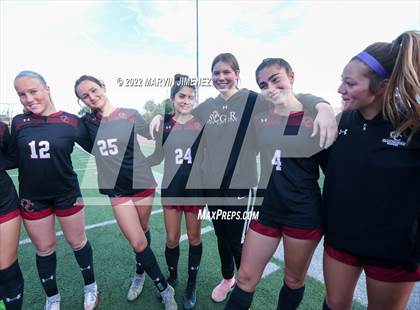 Thumbnail 2 in Oaks Christian vs. Citrus Valley photogallery.