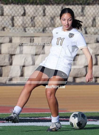 Thumbnail 1 in Oaks Christian vs. Citrus Valley photogallery.