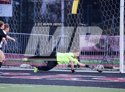 Thumbnail 1 in Oaks Christian vs. Citrus Valley photogallery.