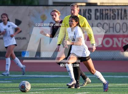 Thumbnail 1 in Oaks Christian vs. Citrus Valley photogallery.