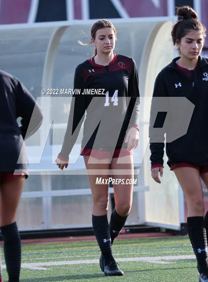 Thumbnail 2 in Oaks Christian vs. Citrus Valley photogallery.