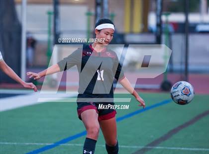 Thumbnail 3 in Oaks Christian vs. Citrus Valley photogallery.
