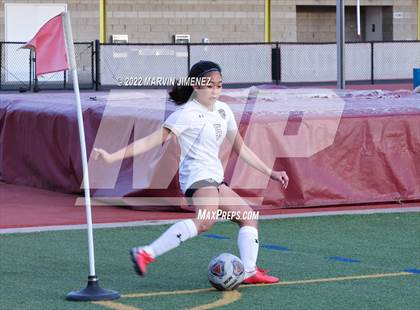 Thumbnail 3 in Oaks Christian vs. Citrus Valley photogallery.