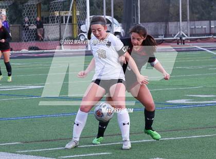 Thumbnail 3 in Oaks Christian vs. Citrus Valley photogallery.