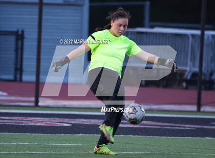 Thumbnail 2 in Oaks Christian vs. Citrus Valley photogallery.