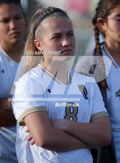 Thumbnail 2 in Oaks Christian vs. Citrus Valley photogallery.