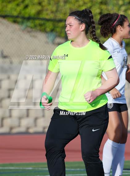 Thumbnail 3 in Oaks Christian vs. Citrus Valley photogallery.