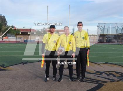 Thumbnail 2 in Oaks Christian vs. Citrus Valley photogallery.
