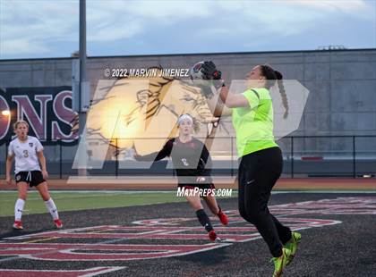Thumbnail 1 in Oaks Christian vs. Citrus Valley photogallery.