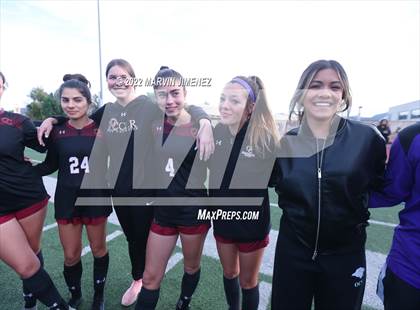 Thumbnail 3 in Oaks Christian vs. Citrus Valley photogallery.