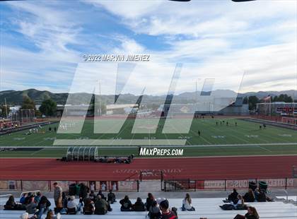 Thumbnail 2 in Oaks Christian vs. Citrus Valley photogallery.