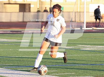 Thumbnail 2 in Oaks Christian vs. Citrus Valley photogallery.