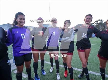 Thumbnail 2 in Oaks Christian vs. Citrus Valley photogallery.