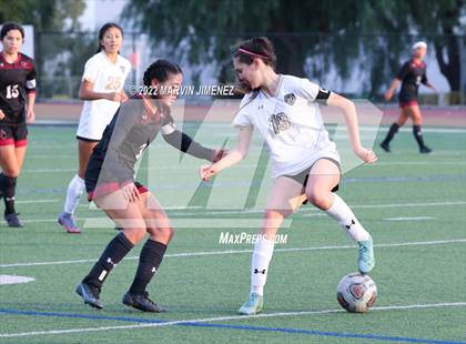 Thumbnail 2 in Oaks Christian vs. Citrus Valley photogallery.