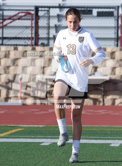 Thumbnail 3 in Oaks Christian vs. Citrus Valley photogallery.