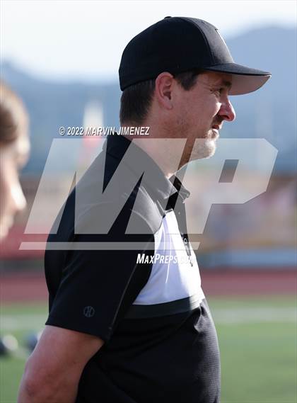 Thumbnail 2 in Oaks Christian vs. Citrus Valley photogallery.