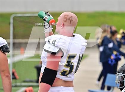 Thumbnail 3 in Fort Bend Marshall vs. Lake Creek (UIL 5A Regional Semifinal) photogallery.