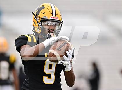 Thumbnail 3 in Fort Bend Marshall vs. Lake Creek (UIL 5A Regional Semifinal) photogallery.