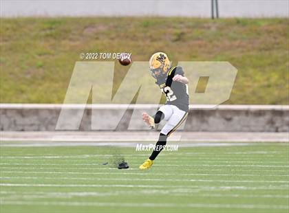 Thumbnail 2 in Fort Bend Marshall vs. Lake Creek (UIL 5A Regional Semifinal) photogallery.