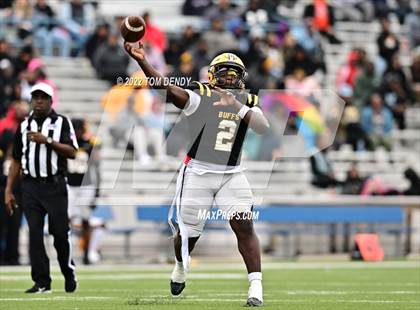 Thumbnail 1 in Fort Bend Marshall vs. Lake Creek (UIL 5A Regional Semifinal) photogallery.