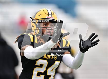 Thumbnail 1 in Fort Bend Marshall vs. Lake Creek (UIL 5A Regional Semifinal) photogallery.
