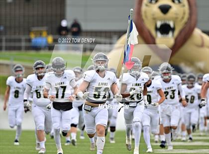 Thumbnail 3 in Fort Bend Marshall vs. Lake Creek (UIL 5A Regional Semifinal) photogallery.