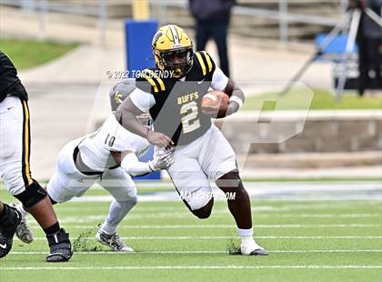 Thumbnail 1 in Fort Bend Marshall vs. Lake Creek (UIL 5A Regional Semifinal) photogallery.