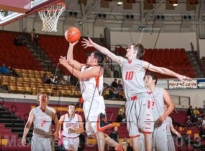 Thumbnail 3 in Holliday vs. Paducah (Fantasy of Lights Tournament) photogallery.