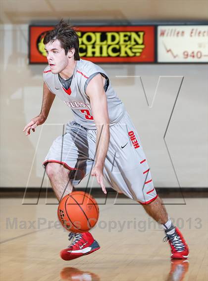 Thumbnail 2 in Holliday vs. Paducah (Fantasy of Lights Tournament) photogallery.