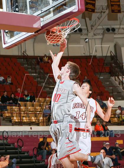 Thumbnail 3 in Holliday vs. Paducah (Fantasy of Lights Tournament) photogallery.