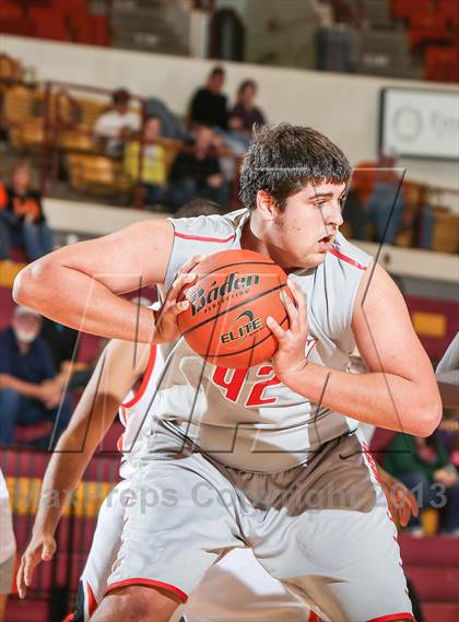 Thumbnail 1 in Holliday vs. Paducah (Fantasy of Lights Tournament) photogallery.