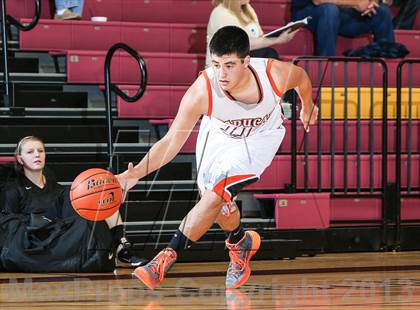 Thumbnail 2 in Holliday vs. Paducah (Fantasy of Lights Tournament) photogallery.