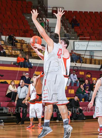 Thumbnail 1 in Holliday vs. Paducah (Fantasy of Lights Tournament) photogallery.