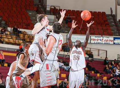 Thumbnail 2 in Holliday vs. Paducah (Fantasy of Lights Tournament) photogallery.