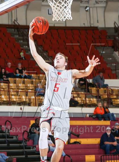 Thumbnail 2 in Holliday vs. Paducah (Fantasy of Lights Tournament) photogallery.