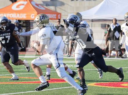 Thumbnail 3 in Desert Vista vs Madison (Honor Bowl) photogallery.