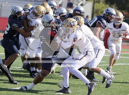 Thumbnail 3 in Desert Vista vs Madison (Honor Bowl) photogallery.