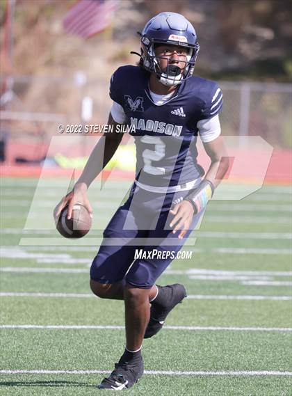 Thumbnail 1 in Desert Vista vs Madison (Honor Bowl) photogallery.