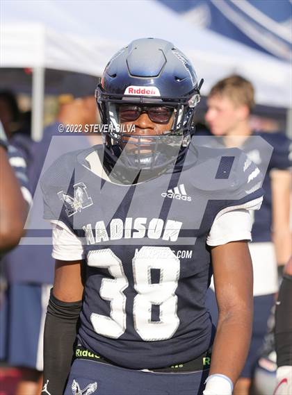 Thumbnail 2 in Desert Vista vs Madison (Honor Bowl) photogallery.
