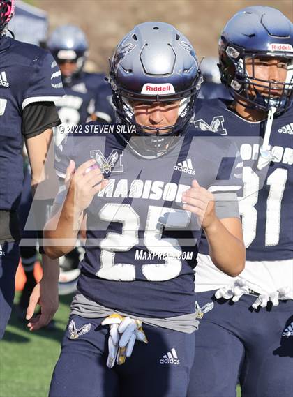 Thumbnail 1 in Desert Vista vs Madison (Honor Bowl) photogallery.