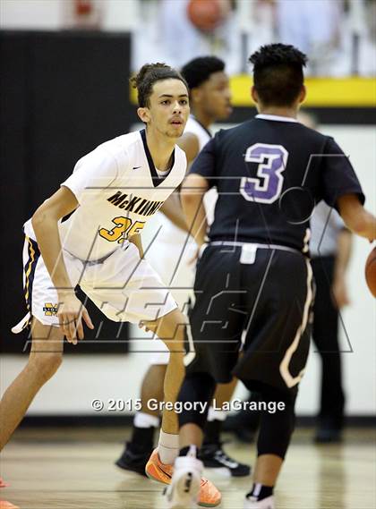 Thumbnail 3 in Paschal vs. McKinney photogallery.