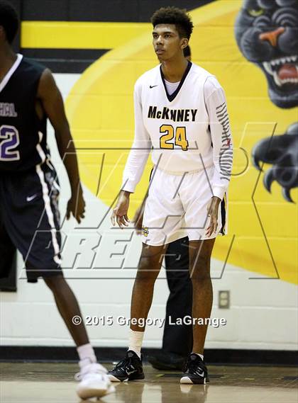 Thumbnail 3 in Paschal vs. McKinney photogallery.